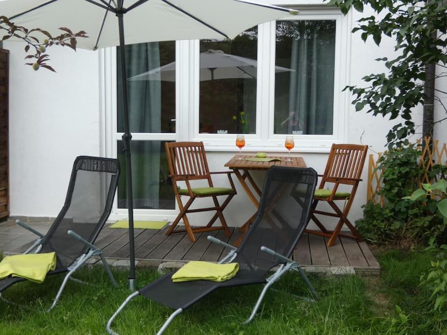 Ruhiges Garten-studio Chiara Gstadt Laeufers Chiemsee Apartment